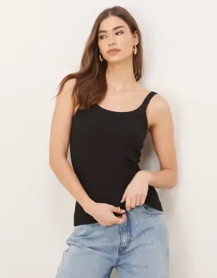 rib singlet top in black