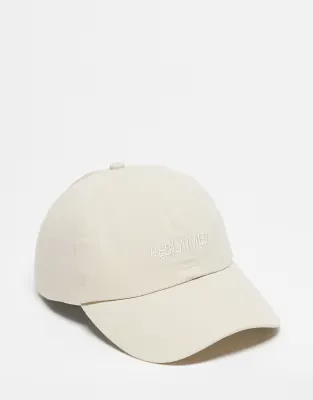unisex logo cap in ecru