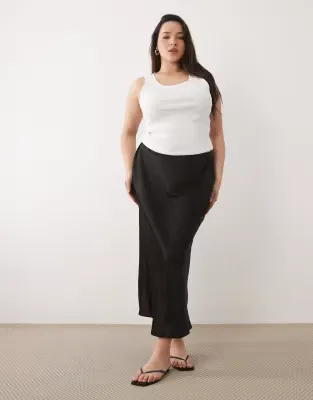 New Look Curve satin bias midi skirt in black