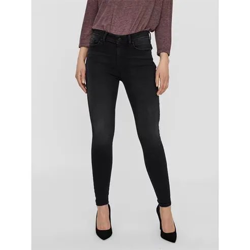 Vero Moda Women's Peach Skinny Jeans