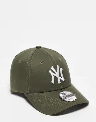 NY Yankees 9forty cap in green
