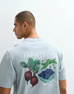 vacation back graphic in light blue