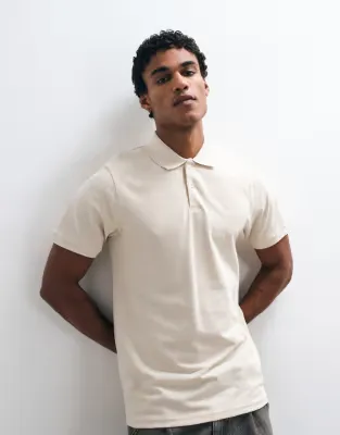 Essentials regular fit polo in beige pique