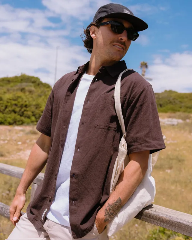 Passenger Clothing Chill Textured Short Sleeve Shirt - Espresso