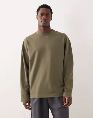 breatheMAX™ heavyweight oversized long sleeve t-shirt in khaki cotton blend