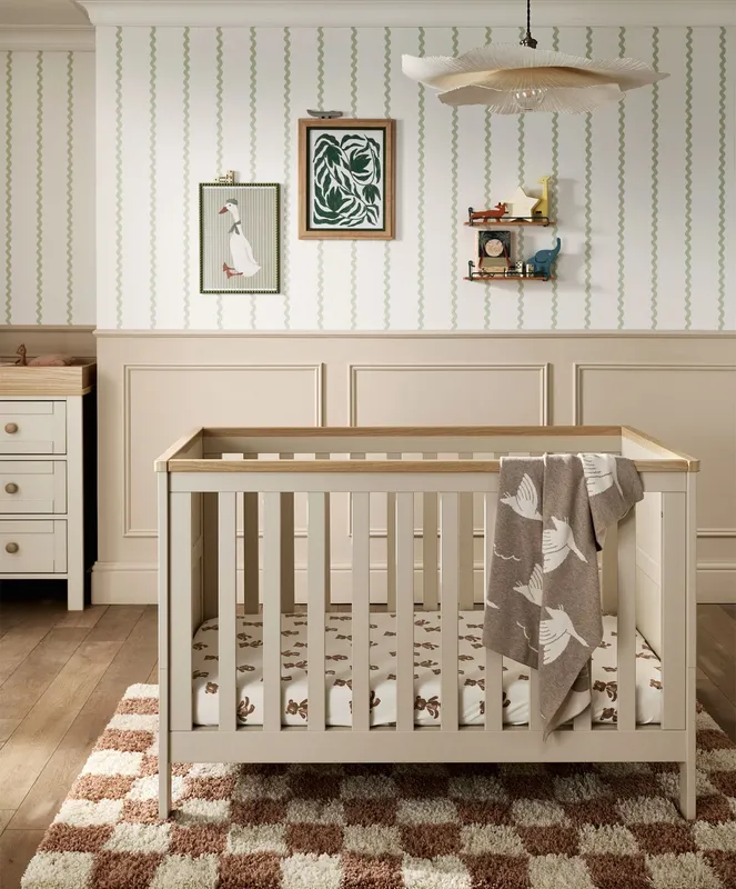 Mamas & Papas Wedmore Small Cotbed - Cashmere/Oak