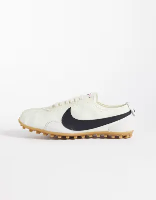 Moon Shoe trainers in white and black