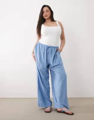New Look Curve wide leg woven trousers in blue
