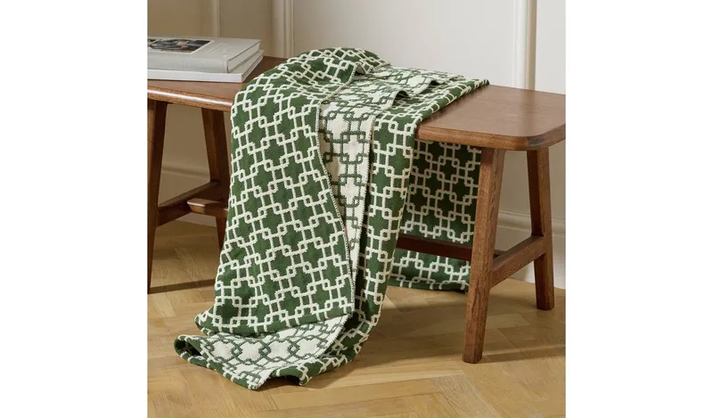 Habitat Chain Geo Throw - Green - 150x125cm