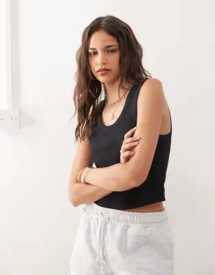 waffle vest top in black