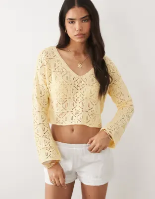 crochet slouchy jumper in yellow