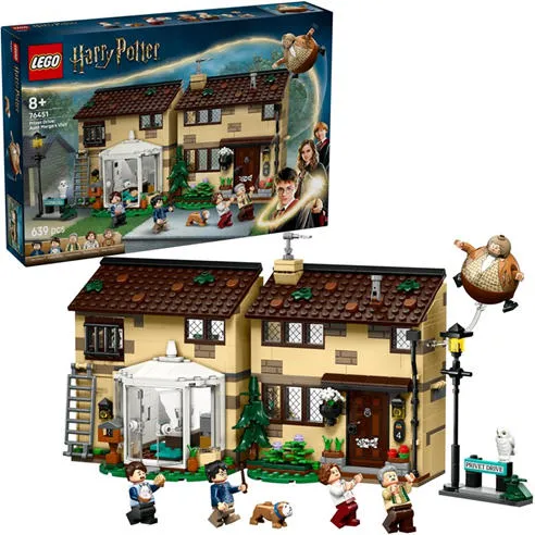 LEGO® Harry Potter™ Privet Drive: Aunt Marge’s Visit Buildable House 76451