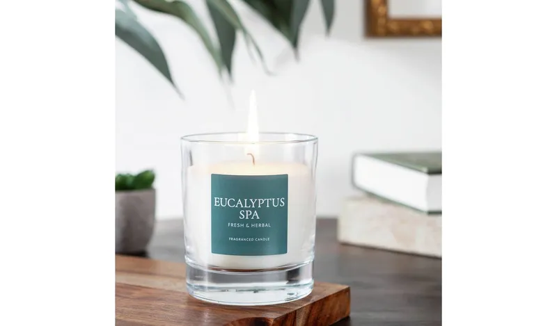 Wax Lyrical Candle - Eucalyptus Spa