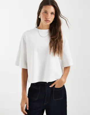 breatheMAX™ interlock boxy crop short sleeve t-shirt in white