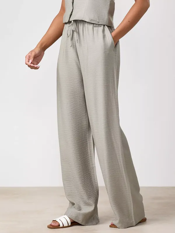 Gym King Signature Woven Paper Bag Trousers