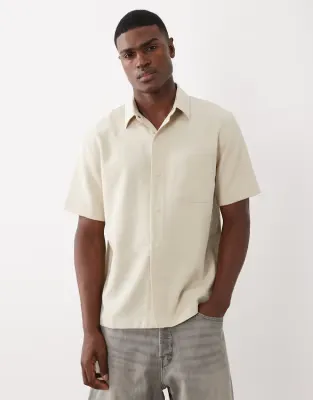 smart relaxed shirt with poppers in beige