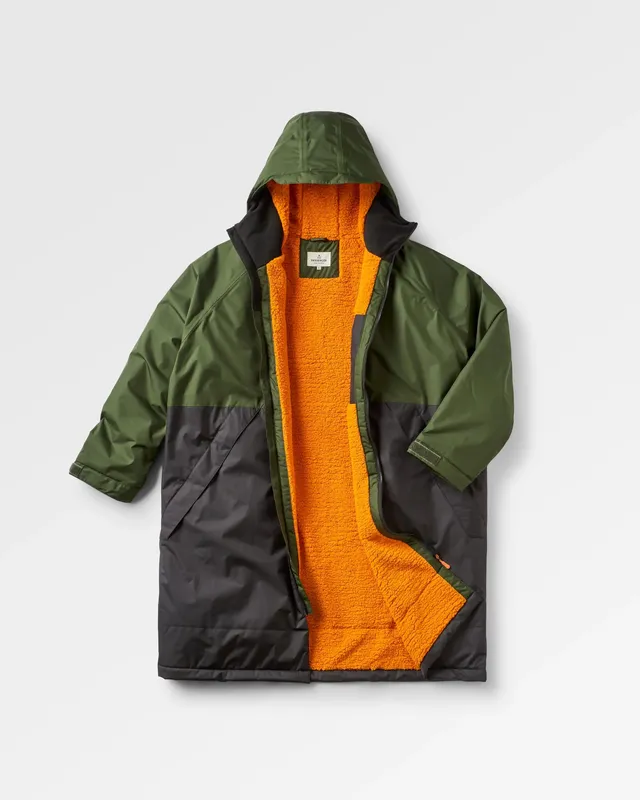 Passenger Clothing Tempest Waterproof Changing Robe - Fir Tree/ Black